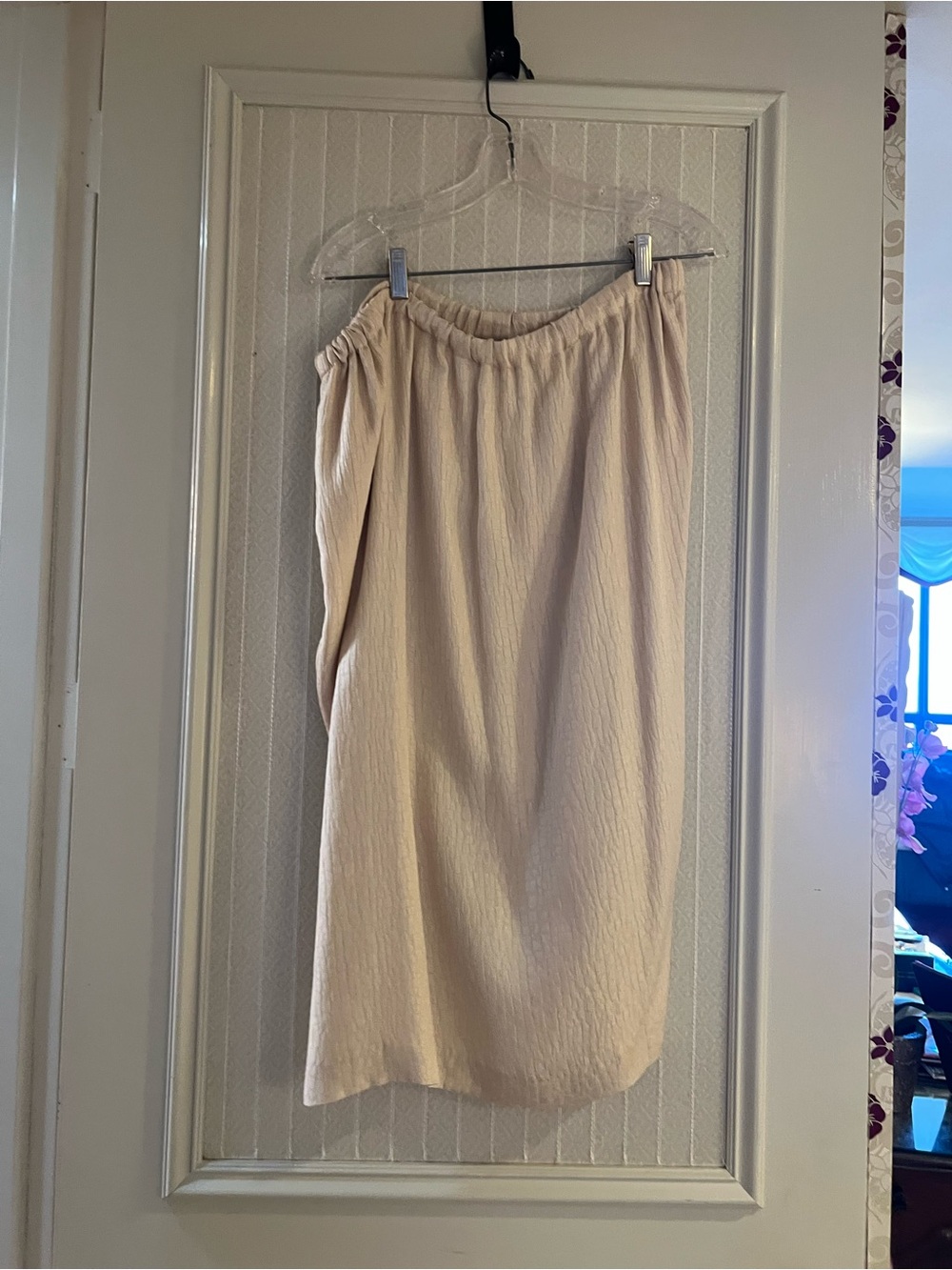 Neutral Cream Elastic-Waist Midi Skirt